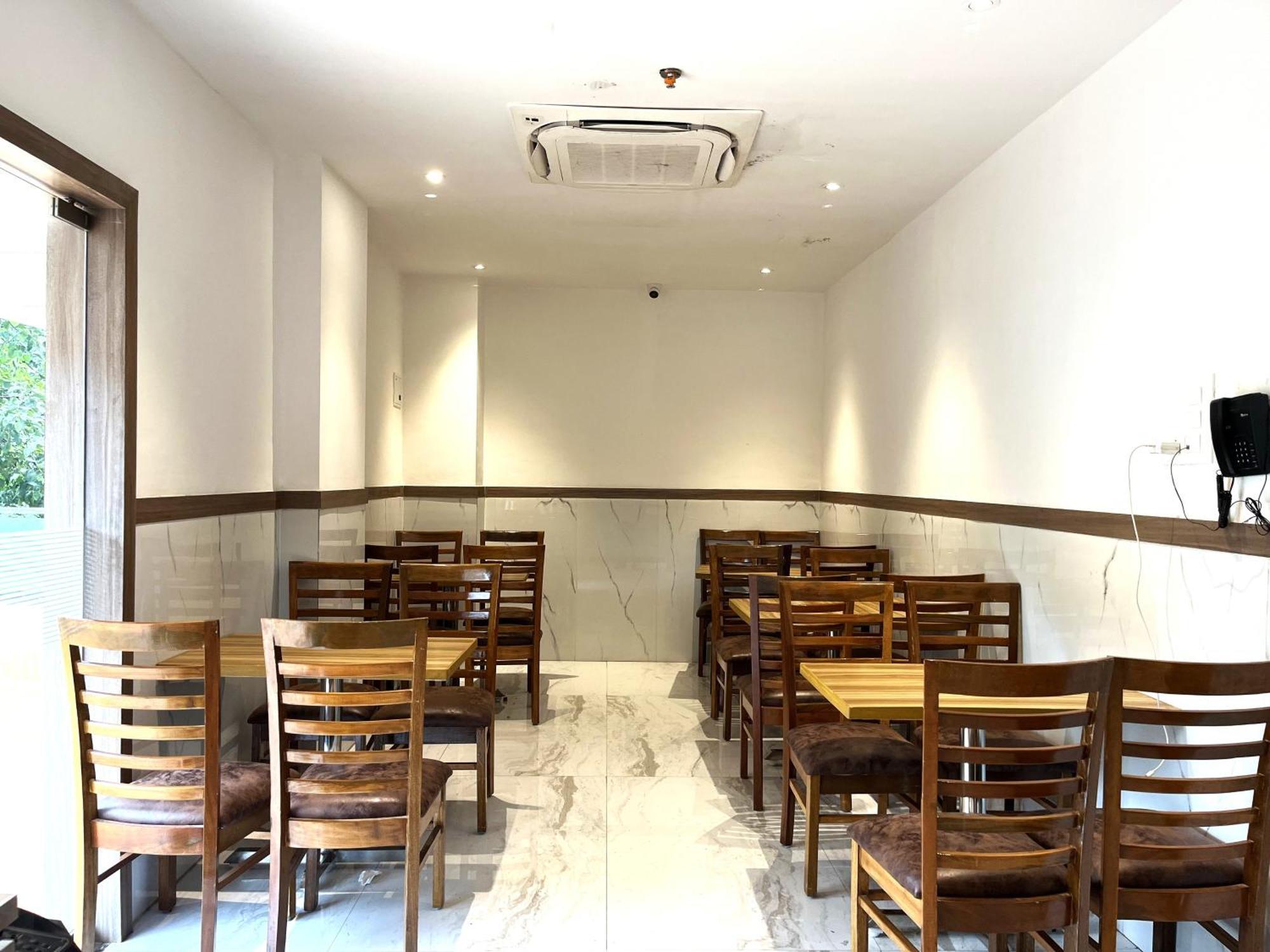 Glitz Hotels La Dahlia - Premium Thane Exterior foto
